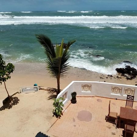 Lavendish Beach Resort Unawatuna Exteriör bild
