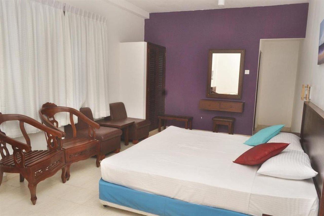 Lavendish Beach Resort Unawatuna Exteriör bild
