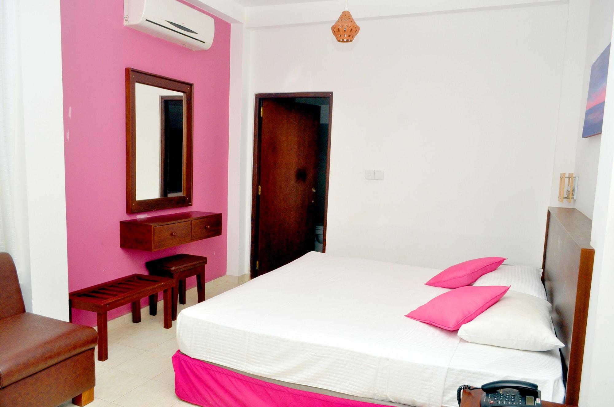 Lavendish Beach Resort Unawatuna Exteriör bild