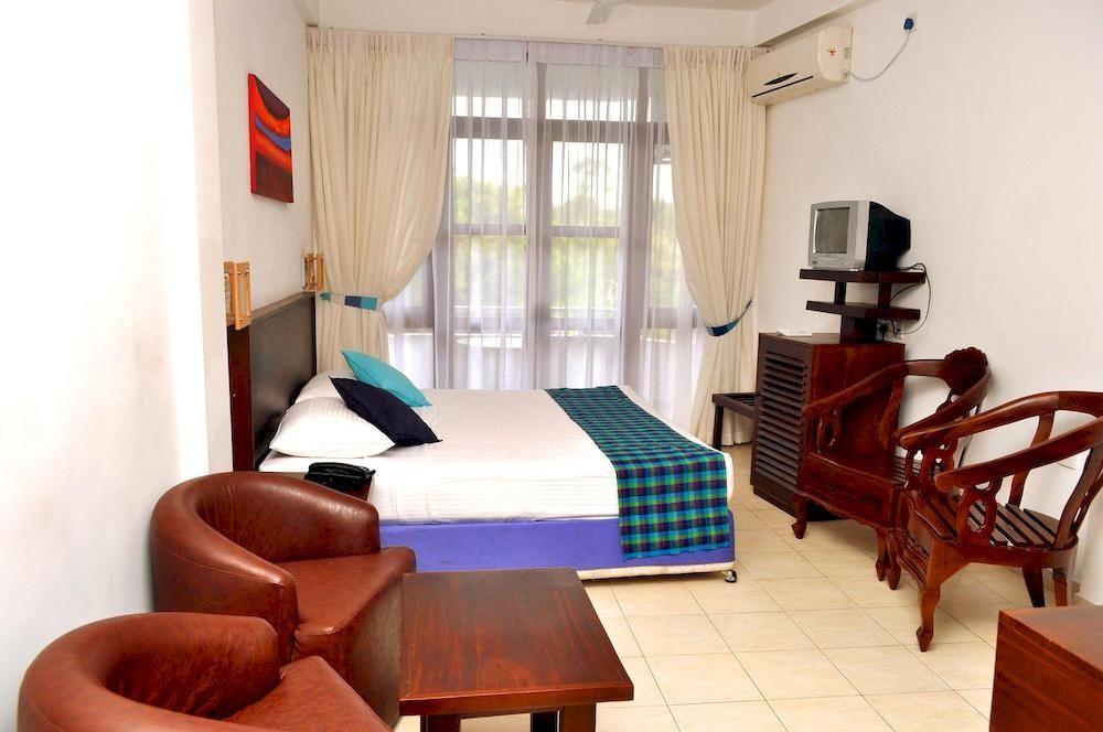 Lavendish Beach Resort Unawatuna Exteriör bild