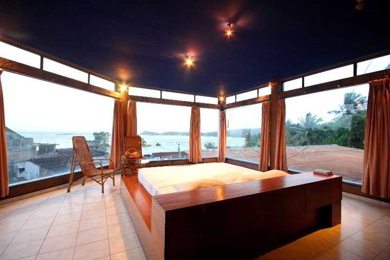 Lavendish Beach Resort Unawatuna Exteriör bild