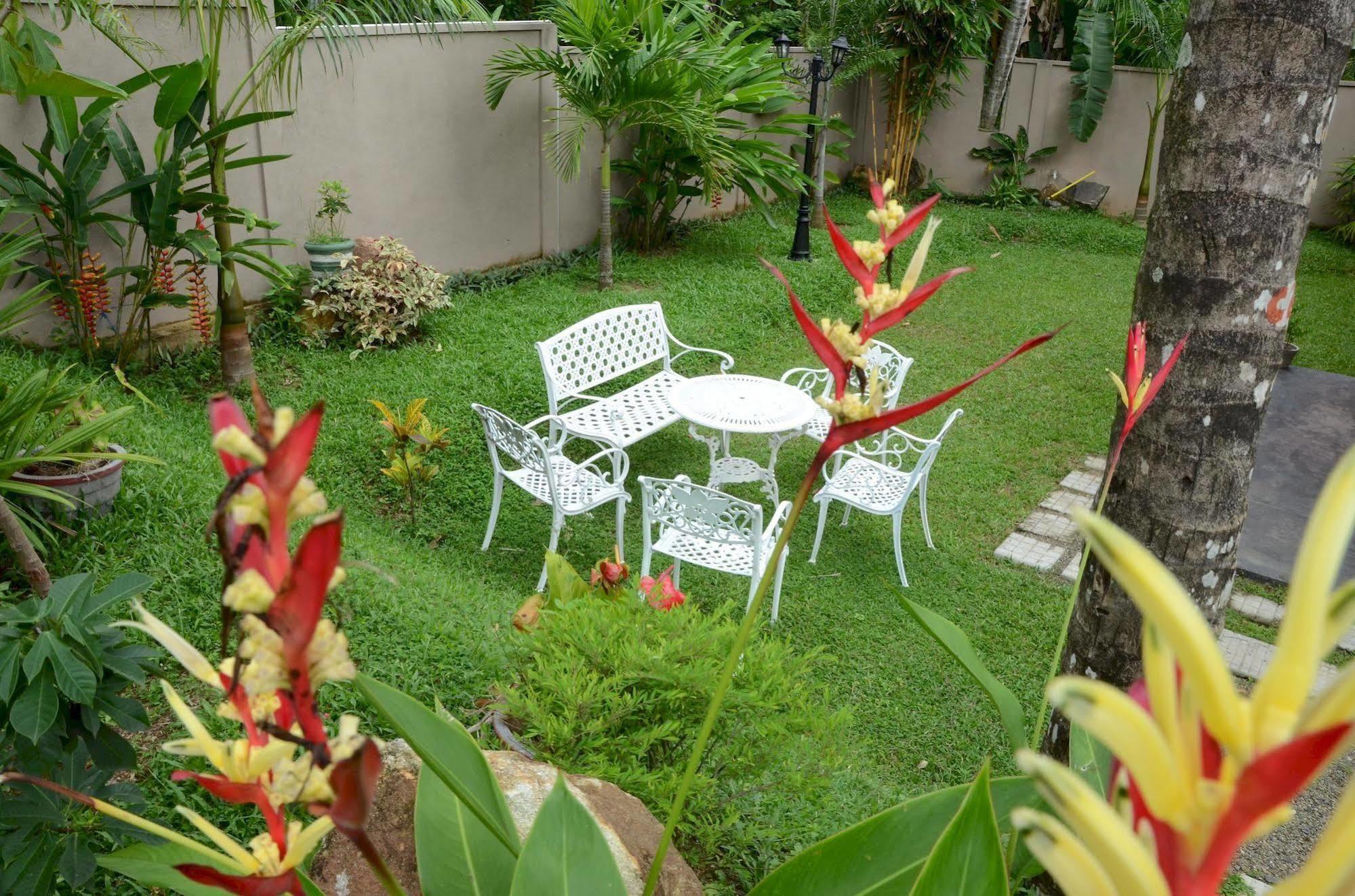 Lavendish Beach Resort Unawatuna Exteriör bild