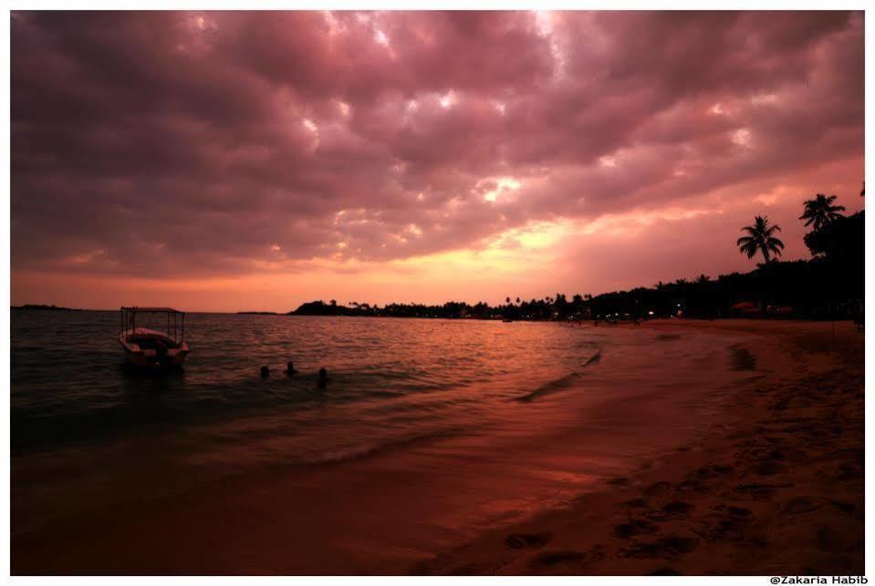 Lavendish Beach Resort Unawatuna Exteriör bild